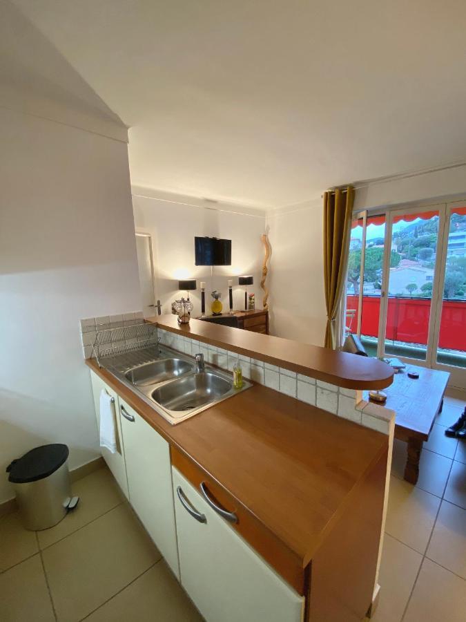 Charmant 2 Pieces Vue Sur Mer Et Monte-Carlo A Roquebrune Cap Martin Екстер'єр фото
