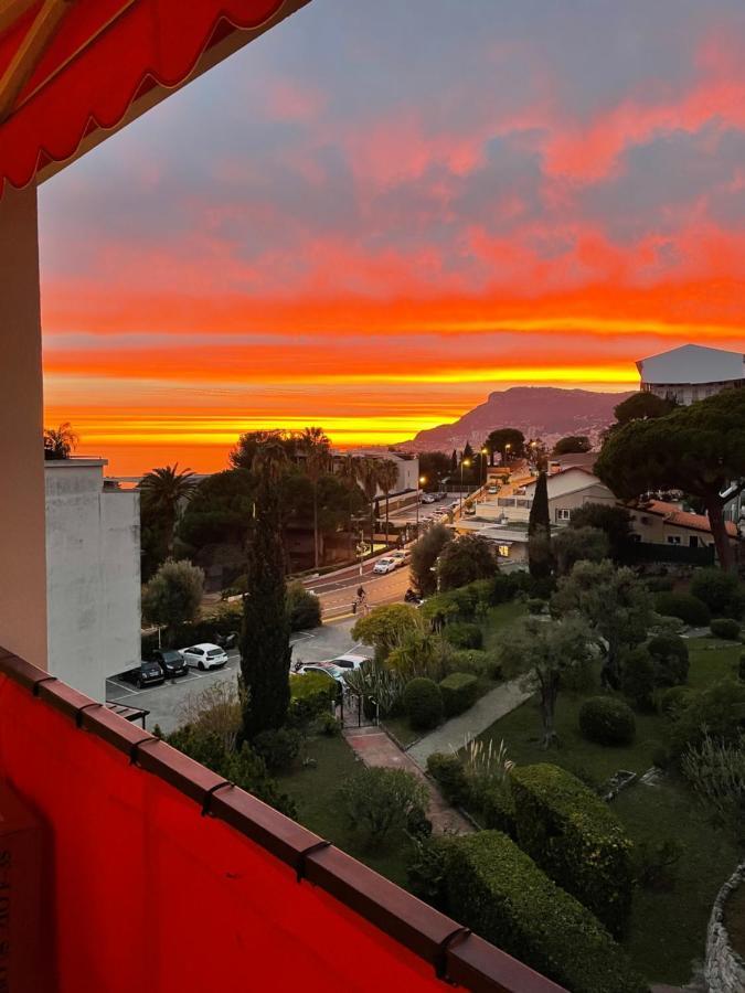 Charmant 2 Pieces Vue Sur Mer Et Monte-Carlo A Roquebrune Cap Martin Екстер'єр фото